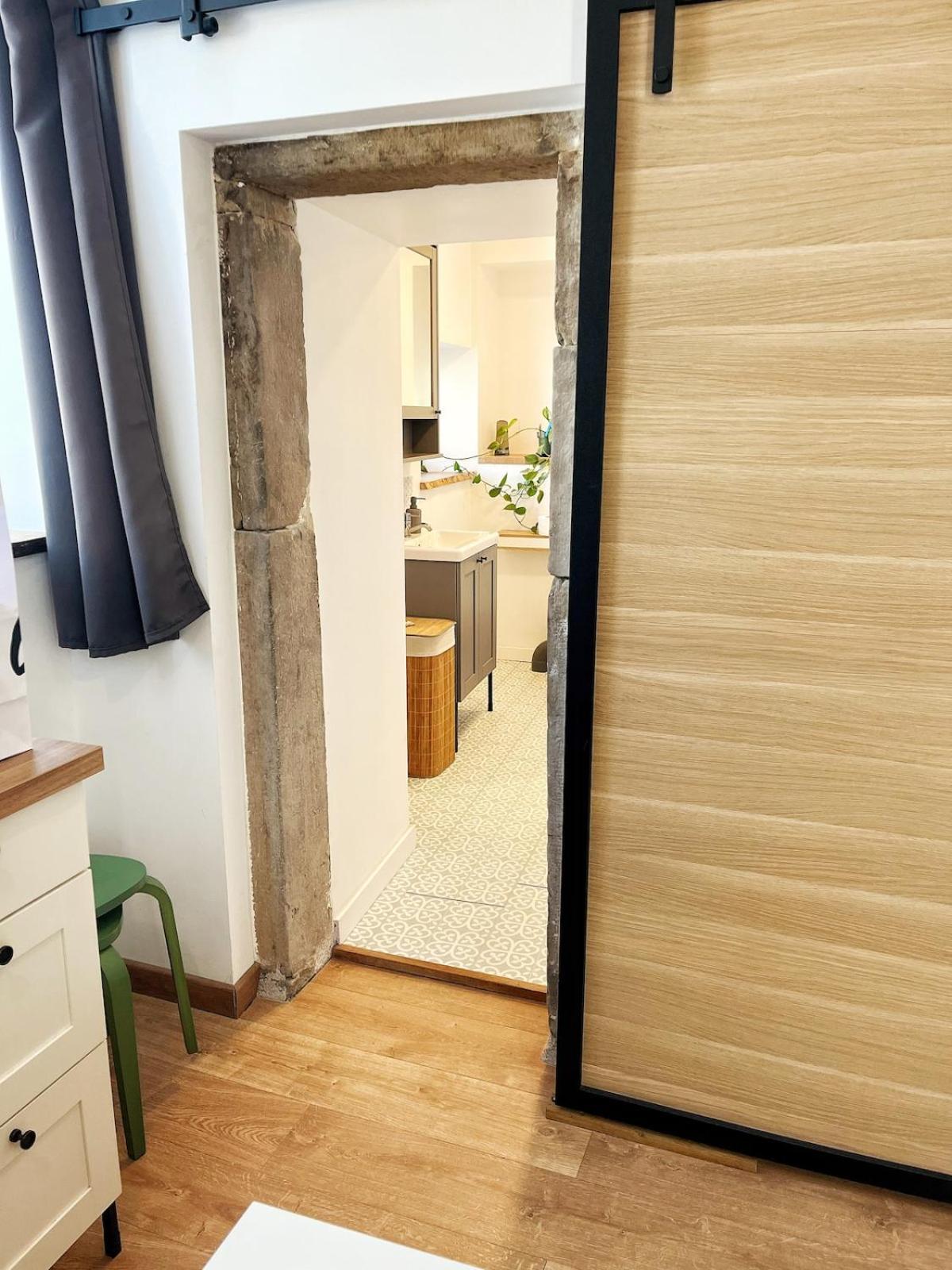 Studio Chic Au Style Retro Moderne Saint-Genix-sur-Guiers Luaran gambar