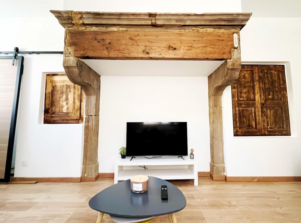 Studio Chic Au Style Retro Moderne Saint-Genix-sur-Guiers Luaran gambar